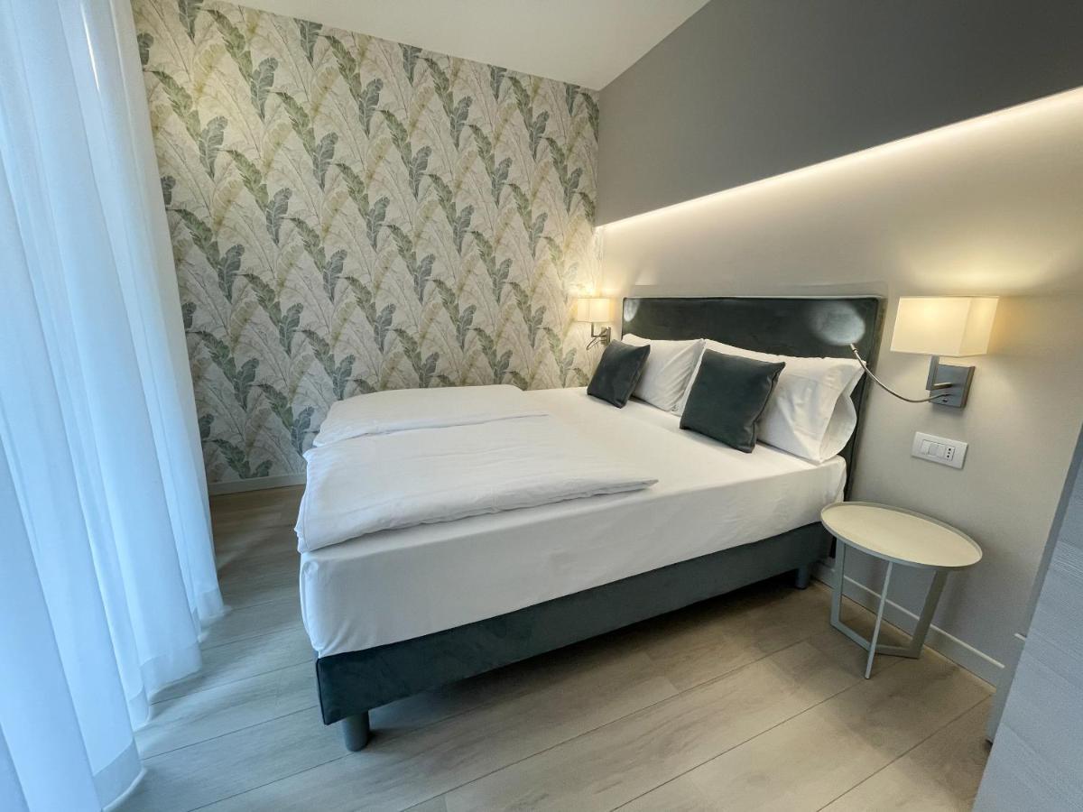 Hotel Stella Alpina Мальчезине Экстерьер фото