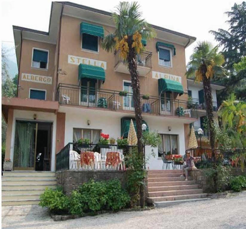 Hotel Stella Alpina Мальчезине Экстерьер фото